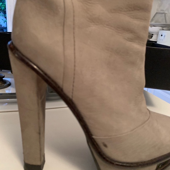 Brian Atwood grey booties with platform - Picture 3 of 8